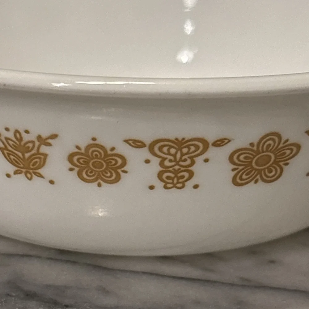 2pc VTG Corelle Livingware Butterfly Cereal Bowl  6.25